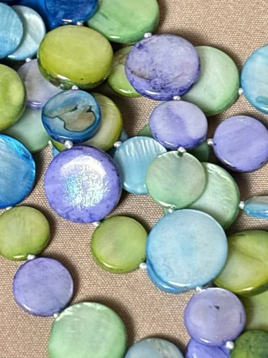 Vintage Mother Of Pearl Necklace Blue and Green Mermaid Core Jewelry B6 - Picture 4 of 6